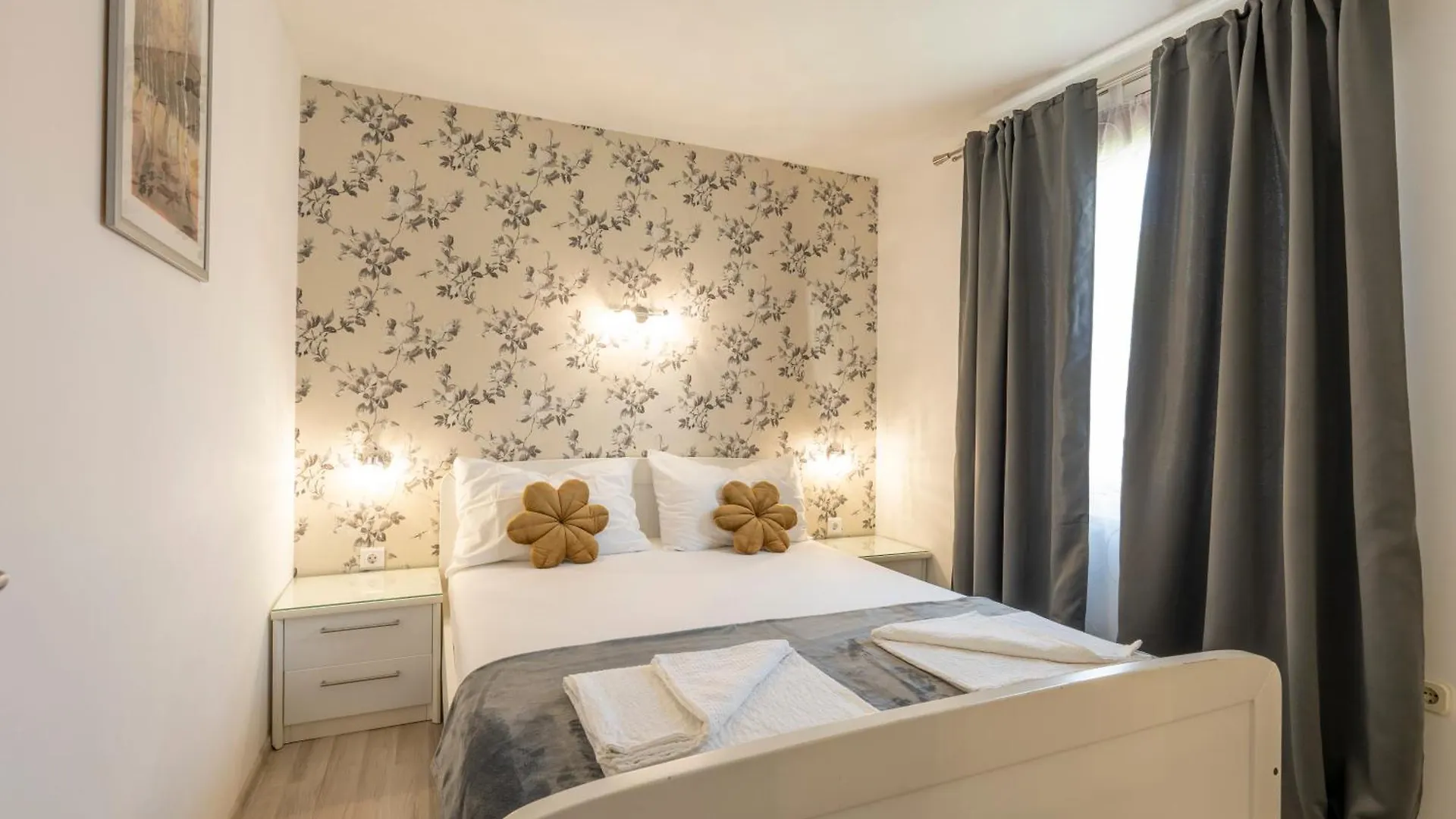 Apartments Limia Pola 0*,  Croazia