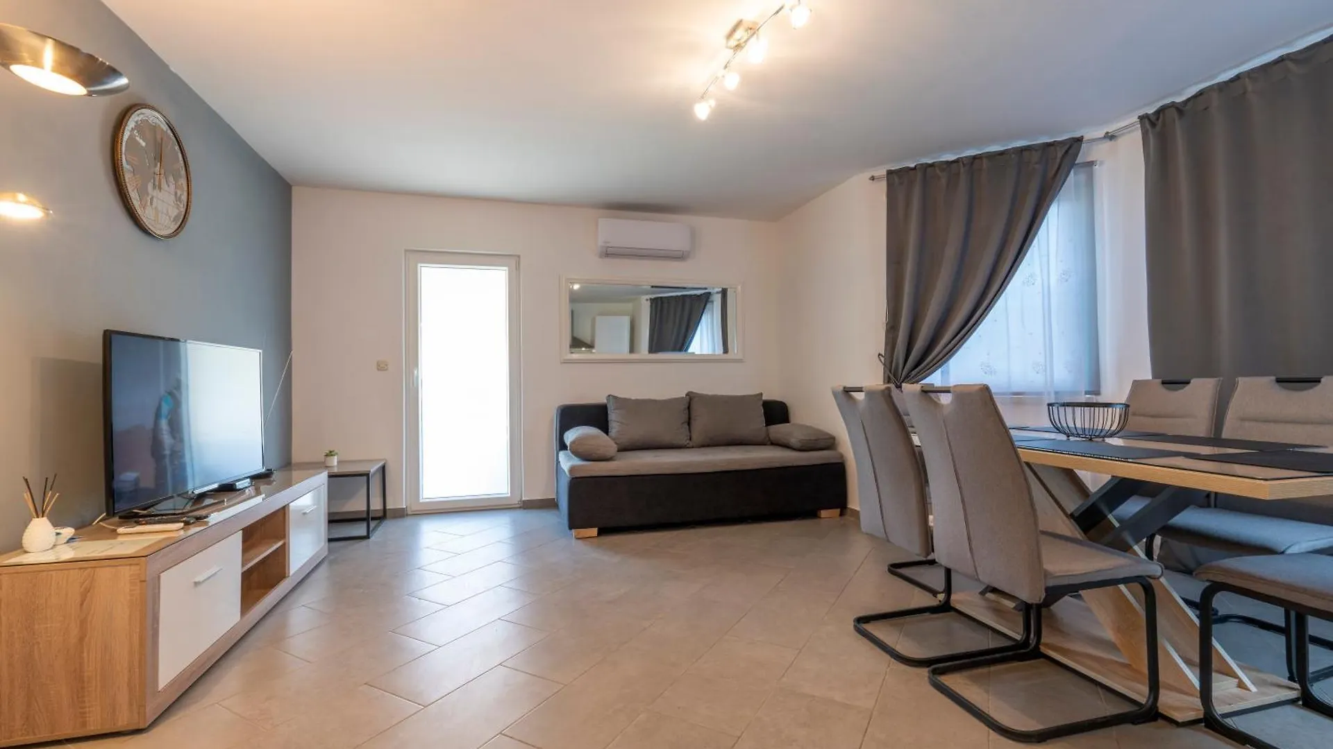 Apartments Limia Pola Croazia