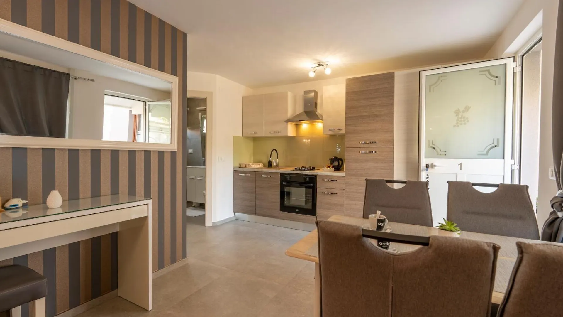 Apartments Limia PUY