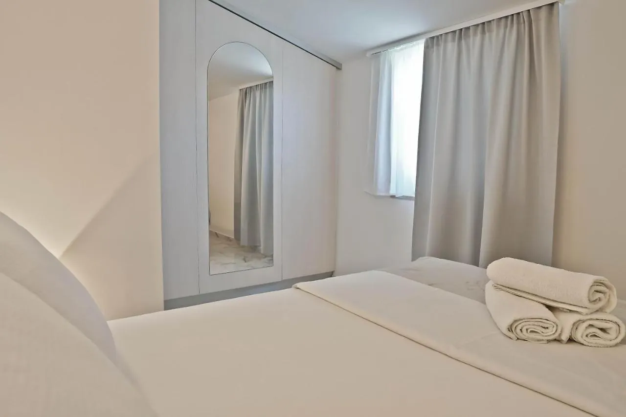 Apartments Limia PUY